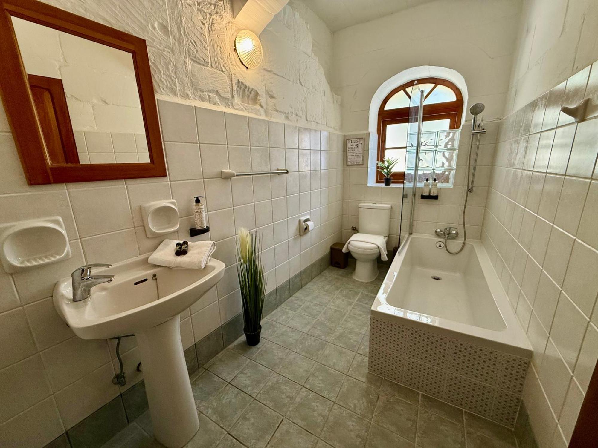 Ta' Matmura B&B Għarb Kültér fotó